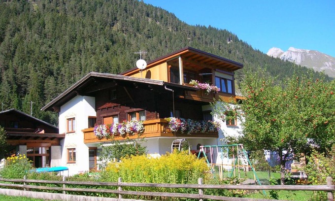 Elbigenalp Appartement | Ferienwohnungen Kerber