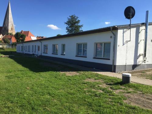 Buetzow Appartement | Ferienwohnungen nähe Bützower See
