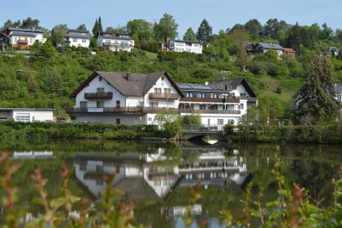 Nieder-Werbe Appartement | Ferienwohnungen Pfeil