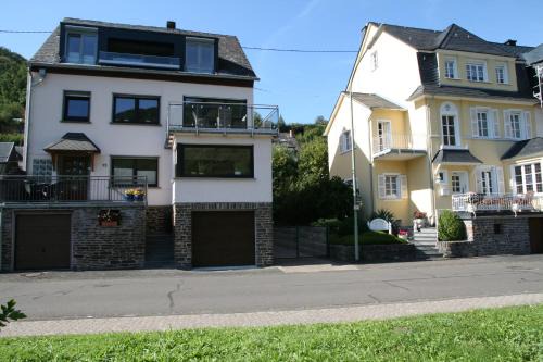 Briedel Appartement | Ferienwohnungen Rees