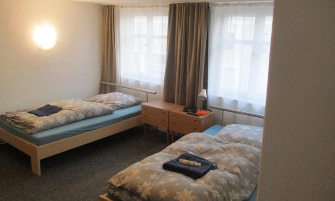 Old Town Maison | Ferienzimmer Monteurzimmer Stadtmitte Nördlingen