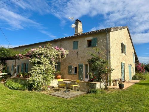 Castet-Arrouy Maison | Ferme rénovée 6 chambres, vue sur lac et piscine