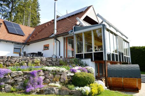 Eisenbach Appartement | Fewo "Alpenliebe" im Haus Fritz, 3 Schlafzimmer, E-Auto-Ladestation, Eisenbach, Titisee