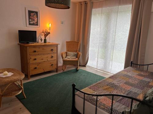 Brauel Appartement | FeWo Brauel am Nordpfad Zevener Geest - Ruhige, moderne 2 Zimmer Wohnung, Ladestation, Parkplatz, Wlan, Garten