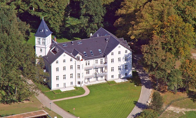 Hohen Niendorf Appartement | Dream vacation in Hohen Niendorf Castle