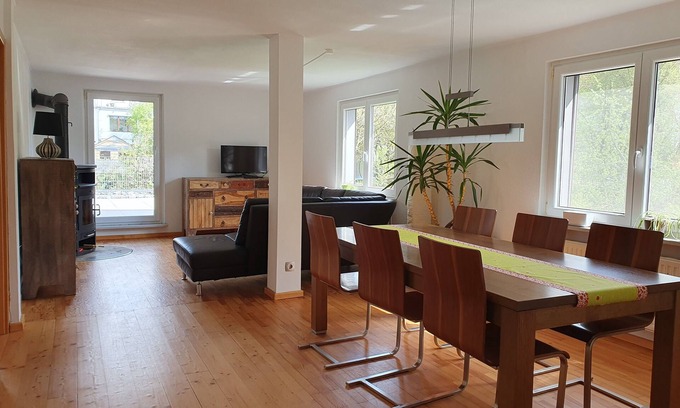 Newel Appartement | Fewo mit gr. Dachterrasse Nähe Trier, Eifel, Luxemburg und Moseltal