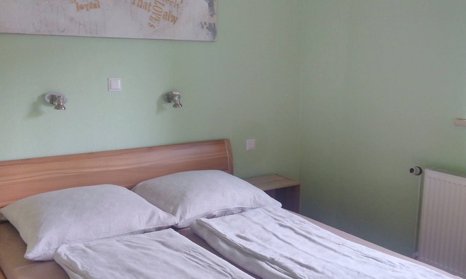 Tribseer Vorstadt Appartement | Fewo "moorteich" Mitten im Grünen und Doch Mitten in der Stadt