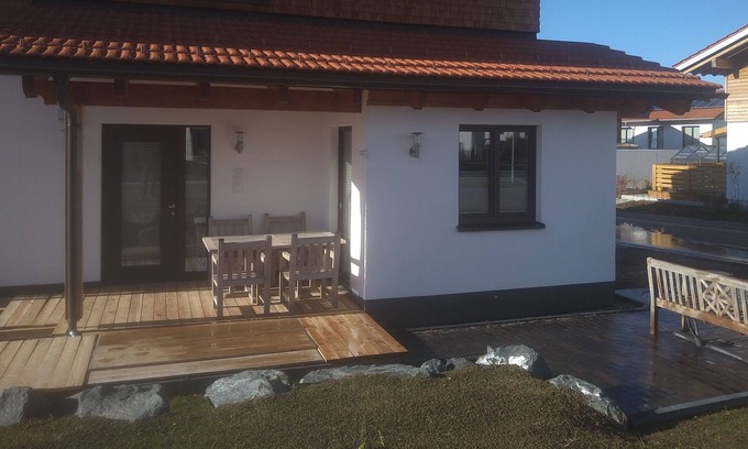 Nesselwang Appartement | Fewo "naturlogis" im Bio-lehmholz-haus