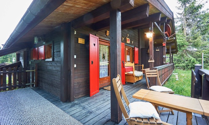 Hochkrimml Cabine | ⛷️FeWo Paul⛷️uriger Cabin vacation for max 4 pers / close to the lift / carport / WLAN