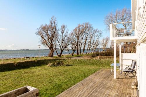 Wiek Appartement | Fewo-Strandhaus-Wiek-direkt-am-Wasser-mit-herrlichen-Weitblick