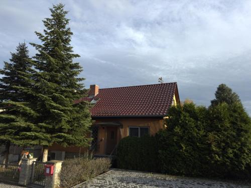 Bad Klosterlausnitz Appartement | FeWo T und T GbR