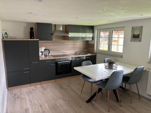 Rheinau Appartement | FeWo-Viktoria