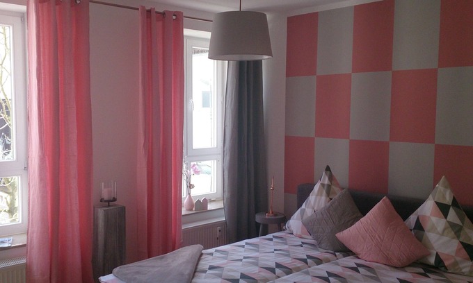 Ostertor Appartement | Fewo1 "Patio 1 -3" central, cour, 1-22 personnes