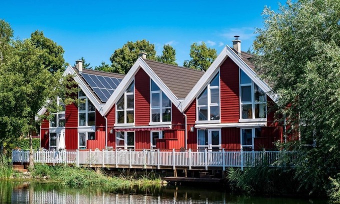 Wendisch Rietz Hôtel | FH „Pirat Wasserterrasse“ 75m², 4+2 Pers. im Marinapark Scharmützelsee, Sauna, Whirlpool, Kamin