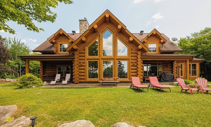 Fiddler Lake Resort Maison | Fiddler Lake Resort Luxury Chalet+ Private Jacuzzi