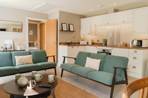 Potter Brompton Maison | Fieldside Cottage
