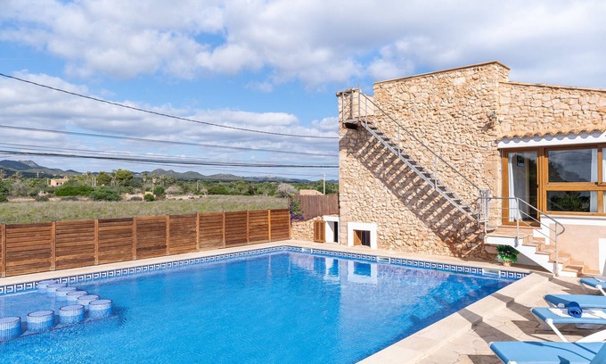Felanitx Villa | Finca "Can Jeroni" avec terrasses privées, piscine privée et Wi-Fi