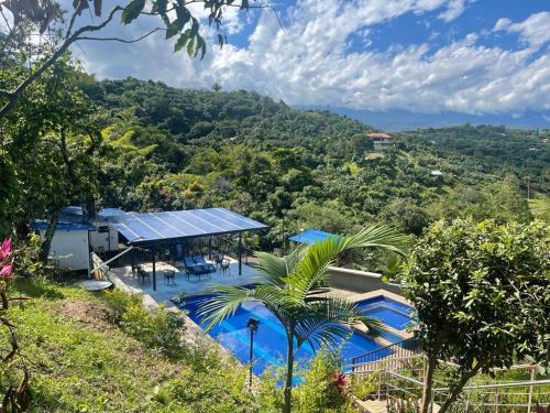 La Mesa Maison | Finca La Samara