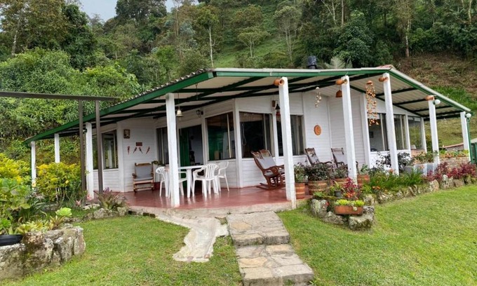 Sasaima Maison | FINCA SANTAMARIA DE AGUABLANCA VEREDA SANTA INES SINAI BAJO