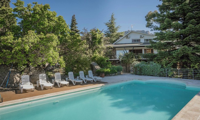 Valdemanco Maison | Finca 'Villa Karina' avec vue sur les montagnes, piscine privée et Wi-Fi
