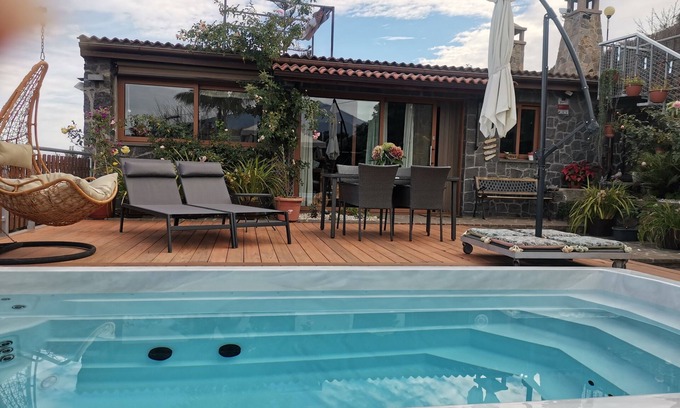 Las Cuevas Chalet De Ski | Finca Vistas al Teide, avec piscine et jacuzzi privé, Wifi et TV Sat