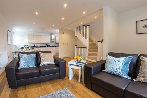 Finchley Church End Appartement | Finchley Central Luxury 3 bed triplex loft style apartment