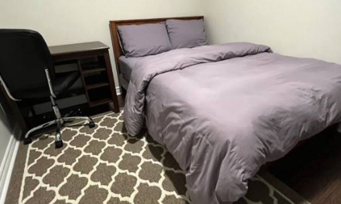 Halton Regional Municipality Maison | Finest BR Free Parking/Wifi TV Shared Suite