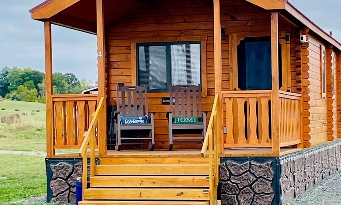 Hector Maison | Finger Lakes Cozy Cabin on Seneca Wine Trail 4