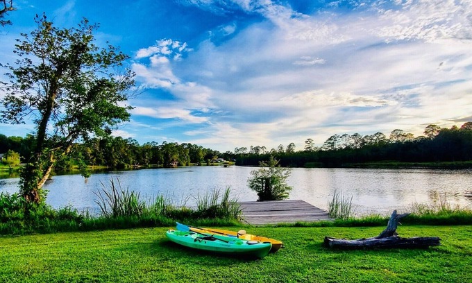 Milton Maison | Fins to the Right on Blackwater River - 35 mins to the Beach