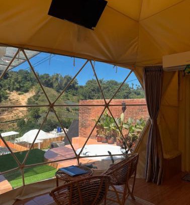 Ngamprah Hôtel | Fiora Hills