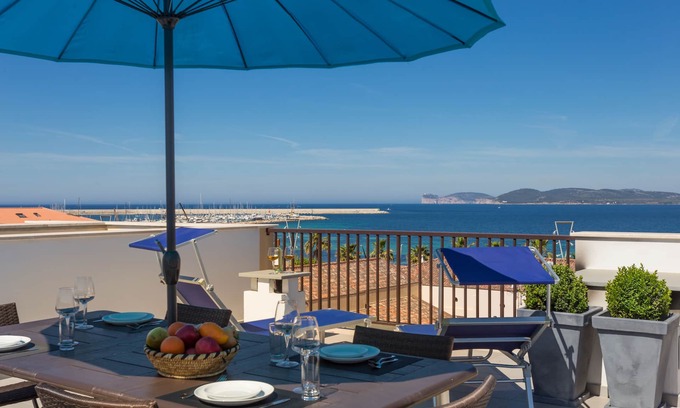 Pivarada Appartement | Penthouse fleur vue mer avec grande terrasse