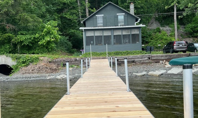 Rock Stream Maison | Fir Tree Cottage with a million dollar view of Seneca lake.