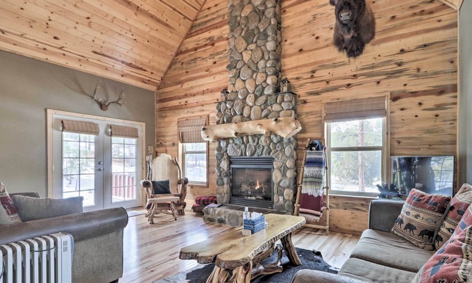 Overgaard Cabine | Fire Pit + Game Room: Heber-Overgaard Cabin!