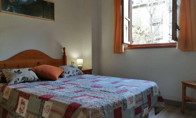 Taull Appartement | First floor apartment with garden - Isard 3