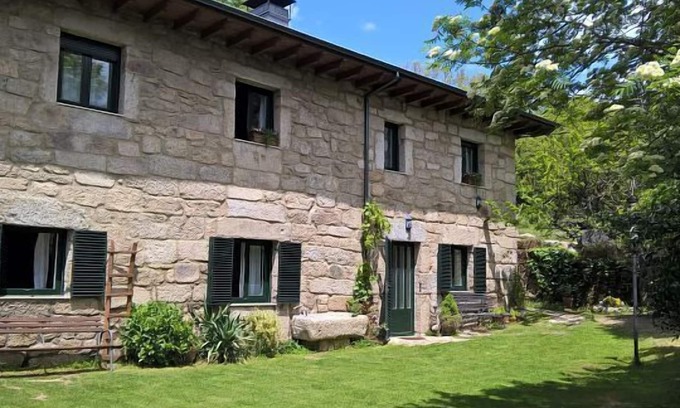 Sotillo de Sanabria Cottage | Casa Rural Entre Acebos 1 y 2 pour 6 personnes