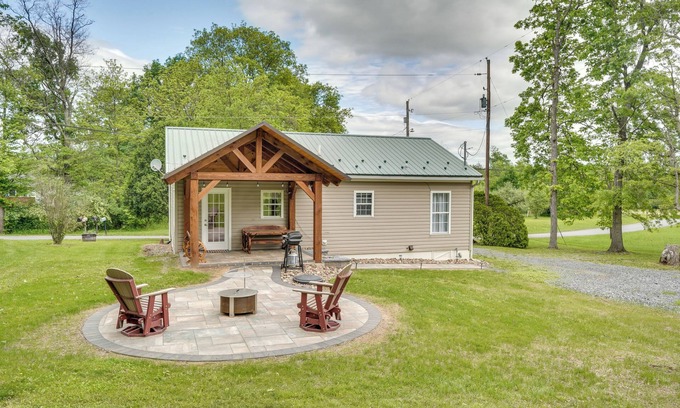 Dewart Maison | Fish, Hunt & Hike: Pet-Friendly Home in Allenwood