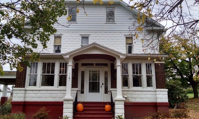 Numidia Maison | Fish & Pains Bed and Breakfast et Christian Center