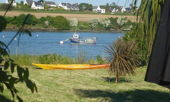 Saint-Pol-de-Leon Maison | MAISON DE PECHEUR AVEC ACCES DIRECT A LA MER AVEC JARDIN