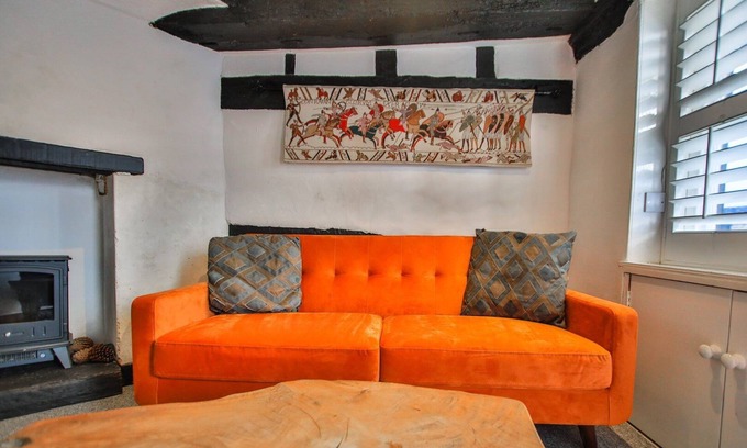 Old Town Hastings Cottage | A truly original 16th Century cottage
