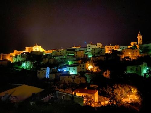 Capestrano Lit Et Petit-Déjeuner | Fisolare Suite romantica per due