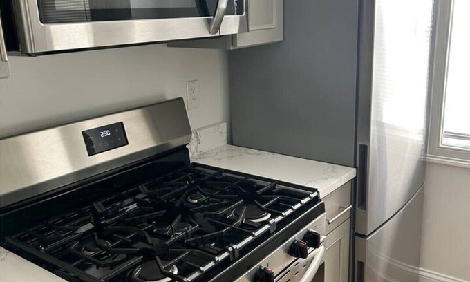 Fitchburg Appartement | Fitchburg quiet side modern 2BD.