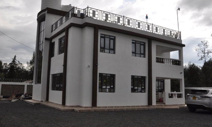 Central Province Villa | Five-Bedroom, all-ensuite Nest - MG's Mountain Nest