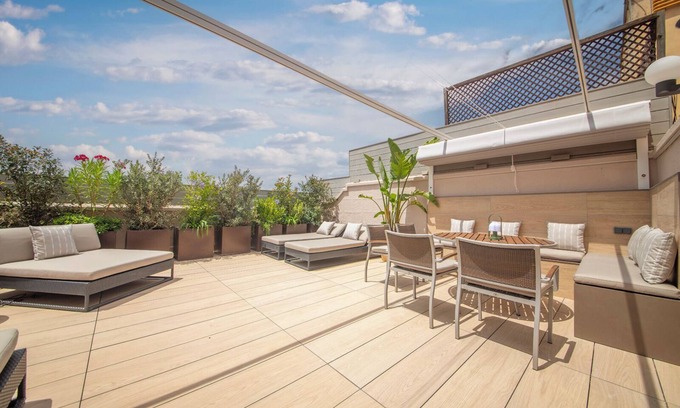 Sant Gervasi Appartement | Five Bedroom duplex apartment with sunny terrace - You Stylish