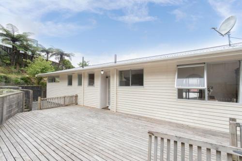 Johnsonville Appartement | five bedrooms and two living rooms property in Johnsonville Wellington