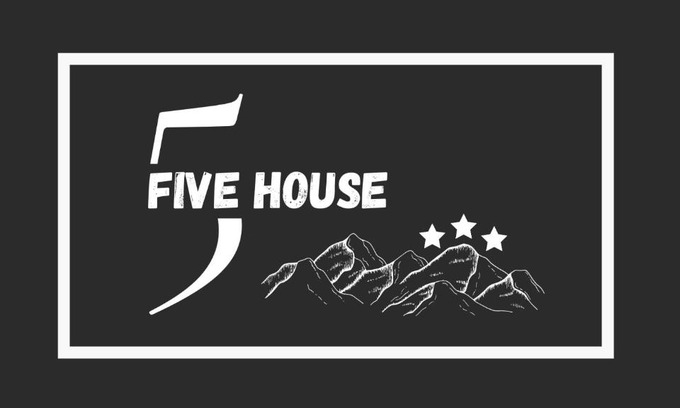 Cisnadie Maison | Five House