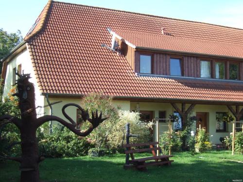 Hohenkirchen Appartement | Five Oaks - Weisse Wohnung