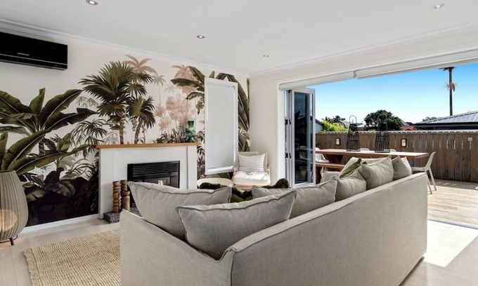 Omanu Maison | Five Palms Luxury Beach Escape