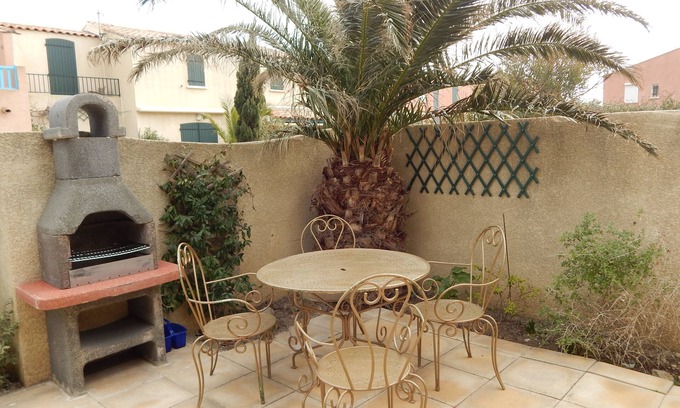 Gruissan Villa | Pavillon a 50 m de la plage du Grazel