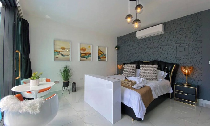 Pinales Appartement | Flamboyán Suite-W/Private & heated Pool /ADULTS ONLY