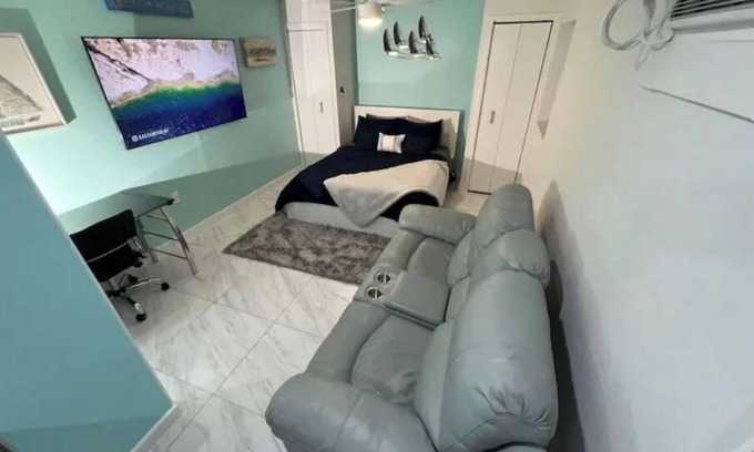 Victoria Park Appartement | ★Flamingo Studio★ 5 min to Beach ★